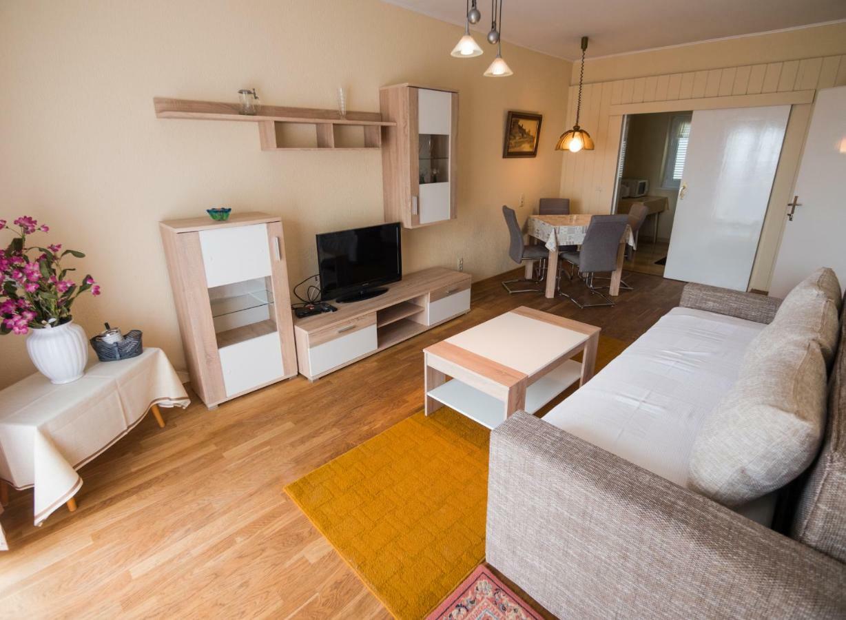 689 Banjol Apartman Kültér fotó
